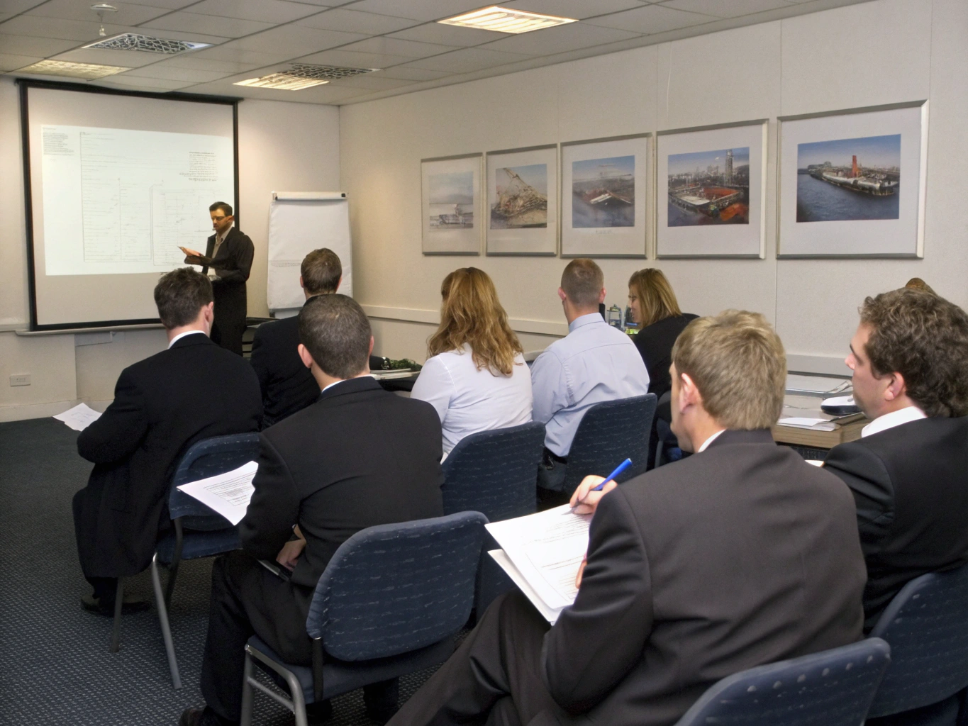 Seminar training session on customs compliance