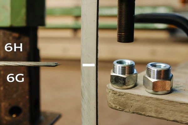 Metal parts with measurement markings (ID#3)