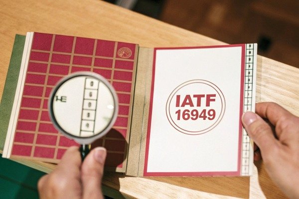 Inspect blow molding machines and process controls (ID#3)