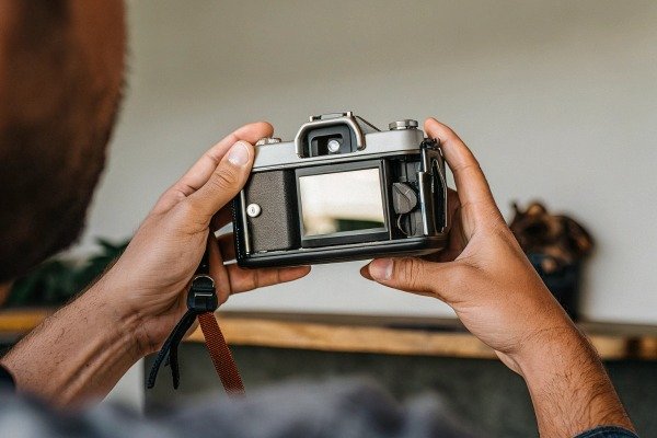 Discussing US tolerance standards with Vietnamese blow molding suppliers (ID#1)